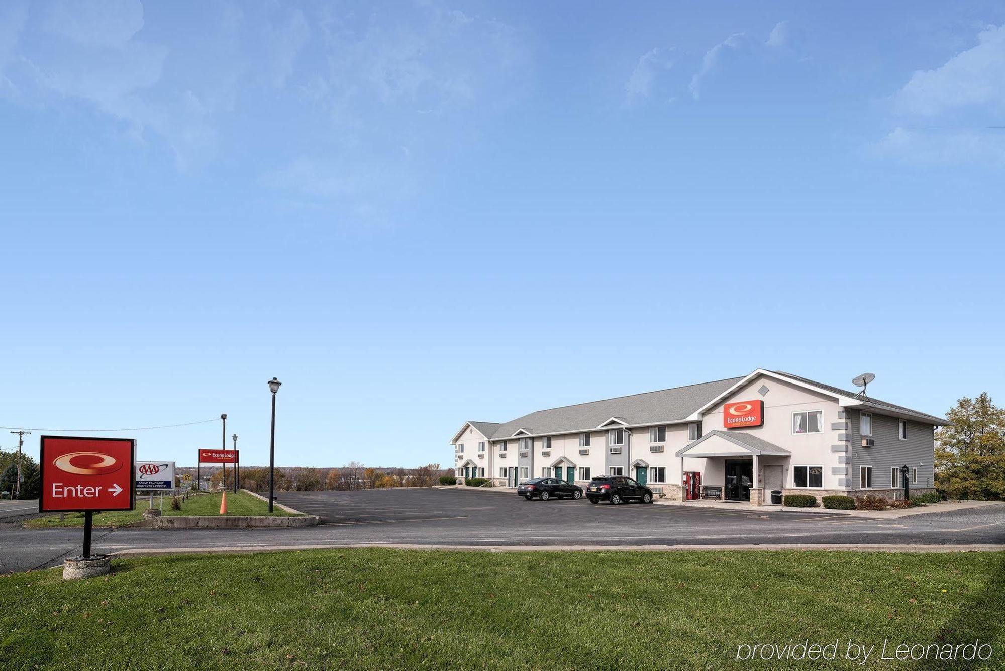 Econo Lodge Inn&Suites Canandaigua Exterior foto